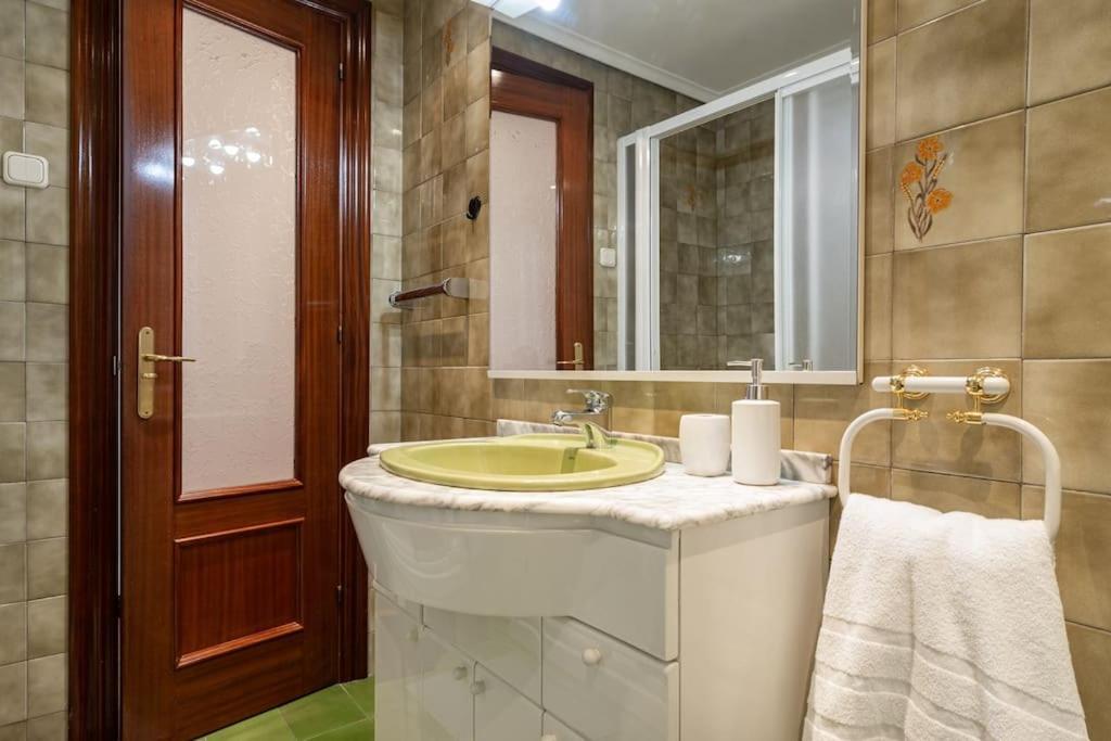 גיחון Apartamento Trisquel מראה חיצוני תמונה